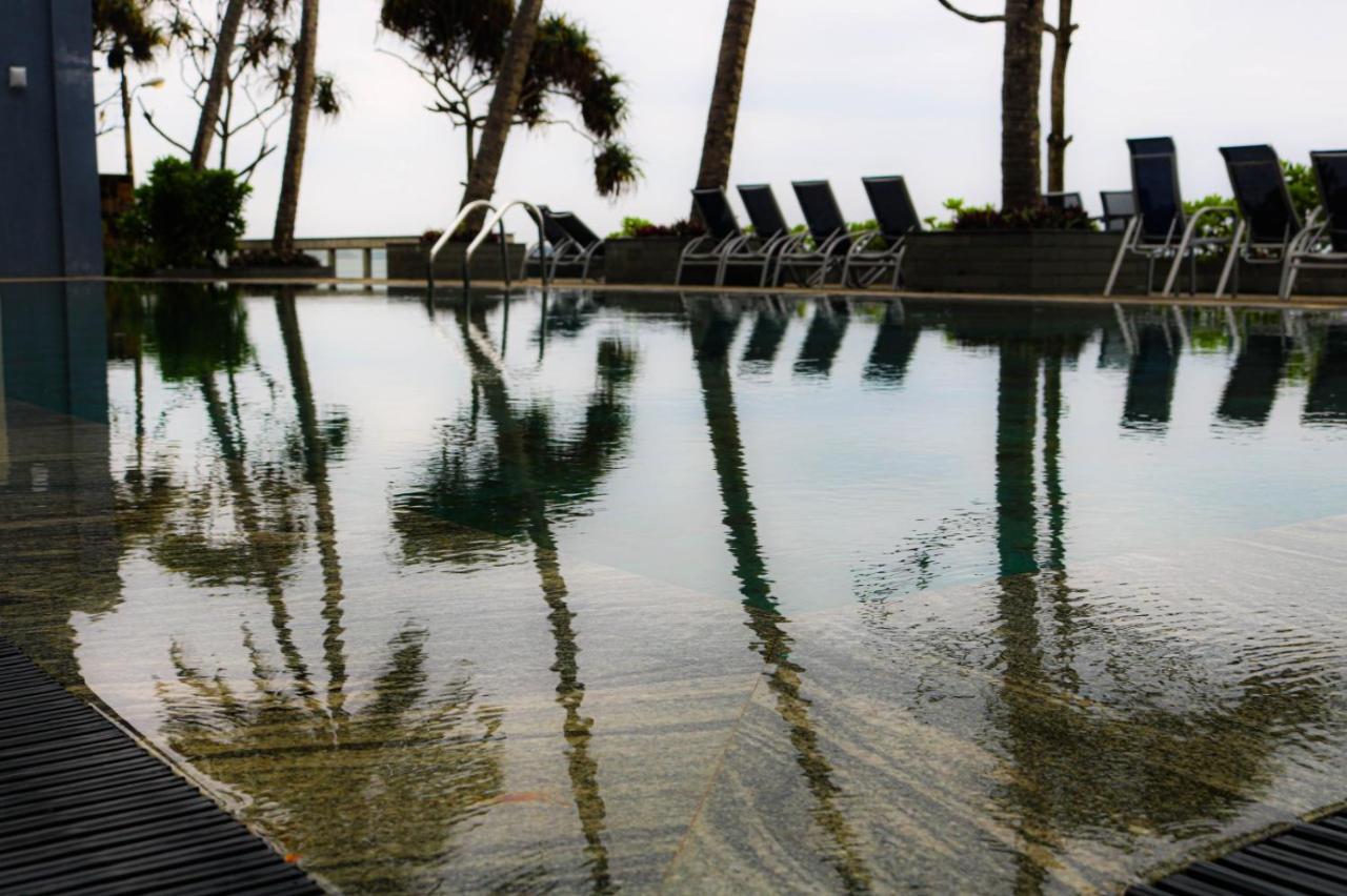 Earl'S Regent Negombo Hotel Ngoại thất bức ảnh