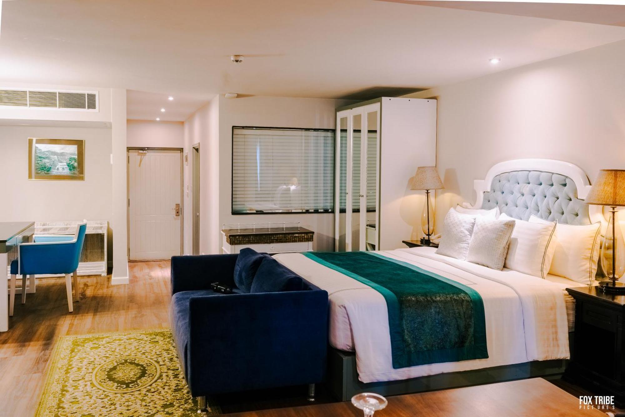 Earl'S Regent Negombo Hotel Ngoại thất bức ảnh