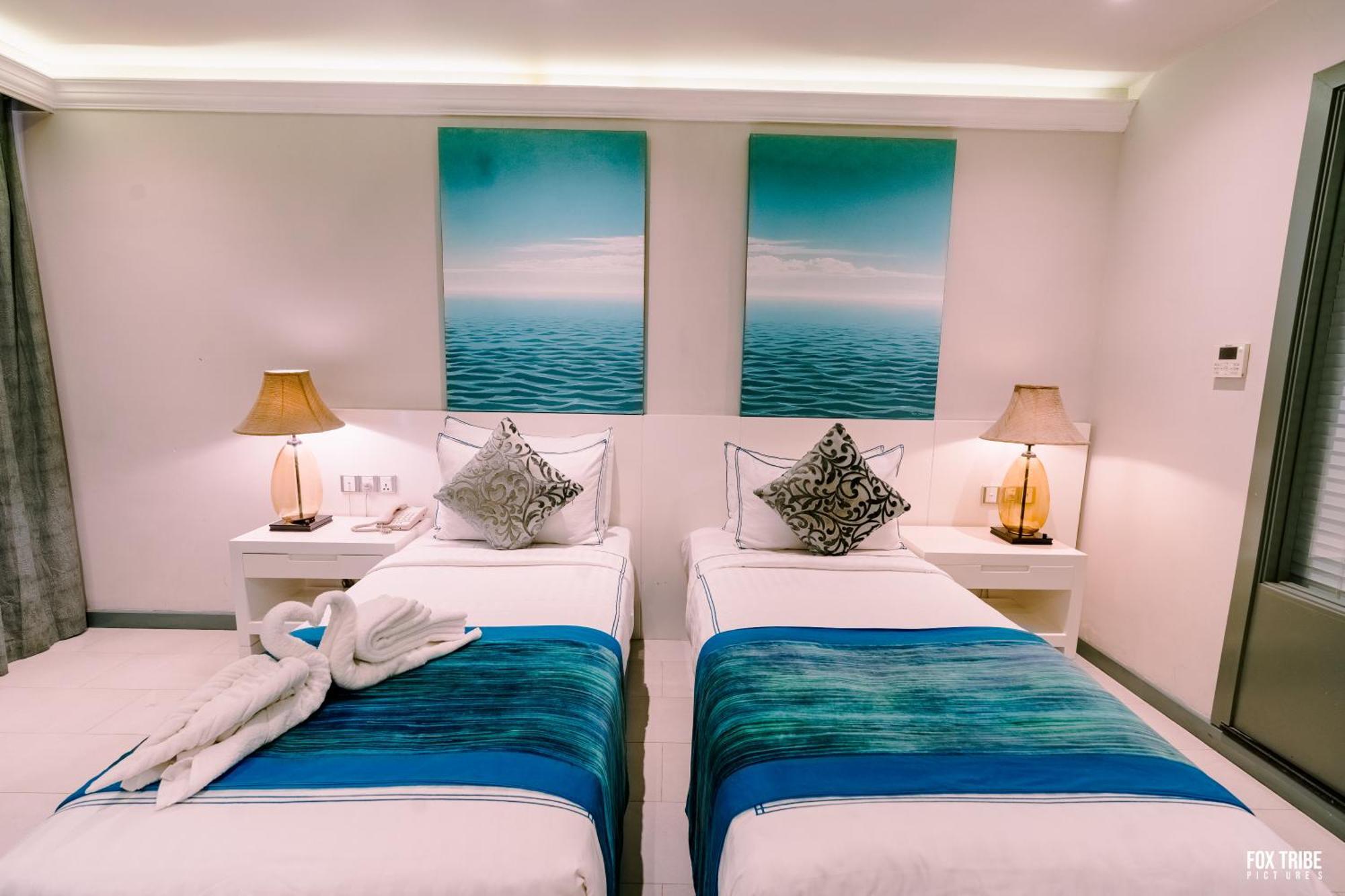 Earl'S Regent Negombo Hotel Ngoại thất bức ảnh